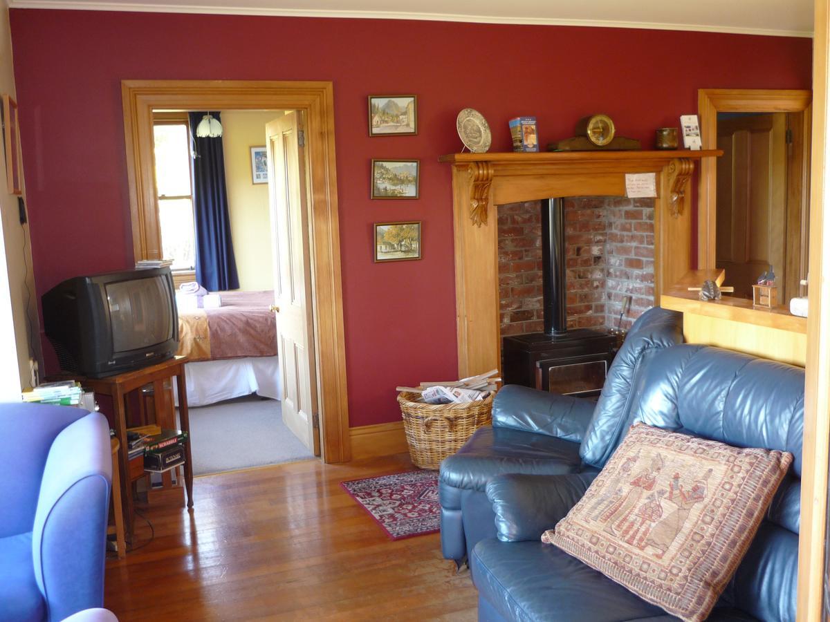 Hilltop Accommodation Catlins Papatowai Bagian luar foto