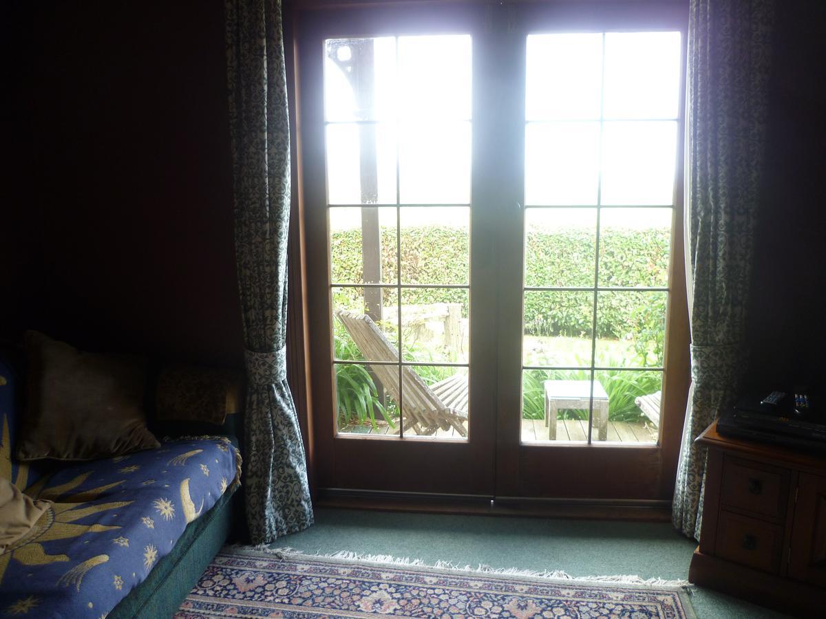 Hilltop Accommodation Catlins Papatowai Bagian luar foto